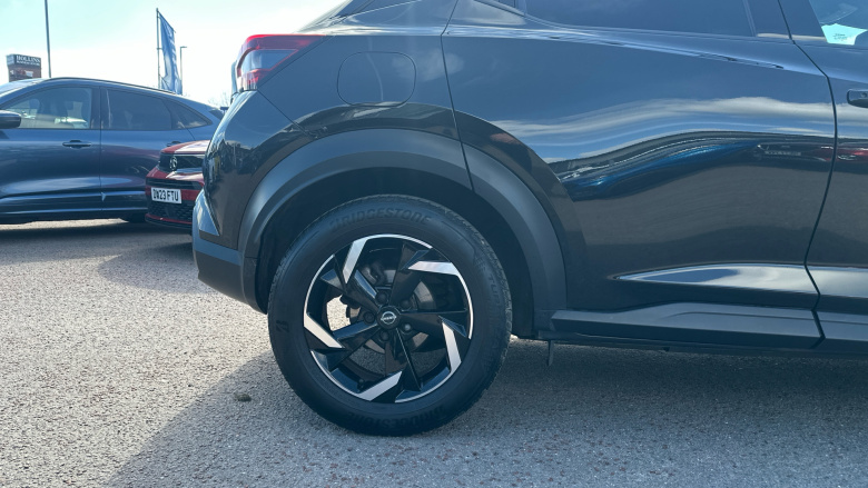 Nissan Juke 1.6 Hybrid N-Connecta 5dr Auto Hybrid Hatchback